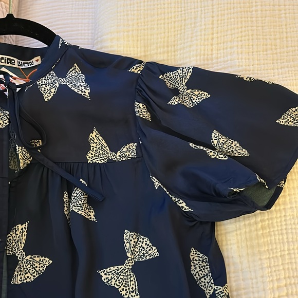 NWT Ciao Lucia Top - Picture 3 of 5